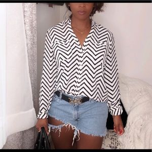 Express Chevron Button Down Blouse Size (M)